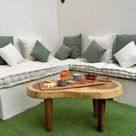 Coeur Cannois Avec Terrasse, Clim Et Jacuzzi Apartamento